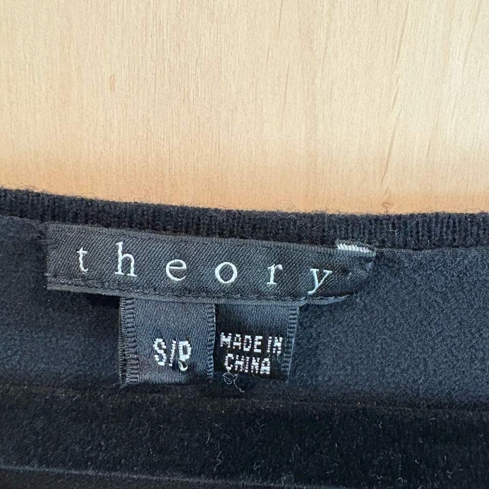Theory Silk/Cotton Black Crew Neck Sweater - Picture 3 of 4